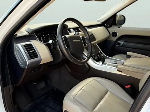 Used 2018 Land Rover Range Rover Sport Supercharged AWD/4WD image 16