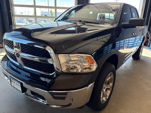 Used 2015 RAM 1500 Classic SLT w/ Luxury Group AWD/4WD image 5