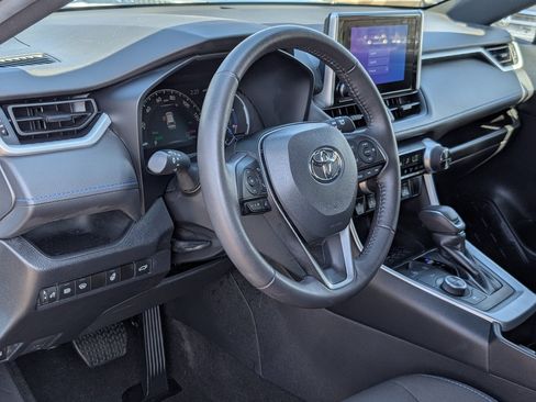 Used 2023 Toyota RAV4 SE w/ Convenience Package AWD/4WD image 14