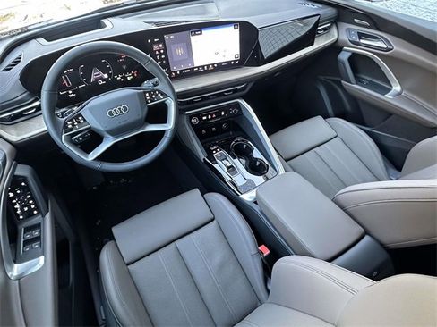 New 2025 Audi Q5 2.0T Premium Plus image 6