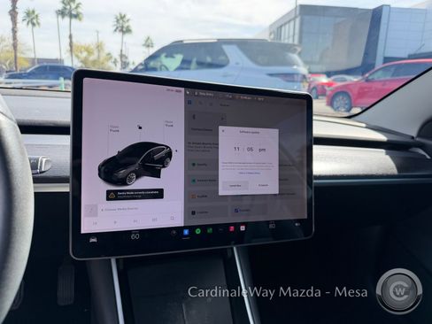 Used 2020 Tesla Model 3 Performance image 8