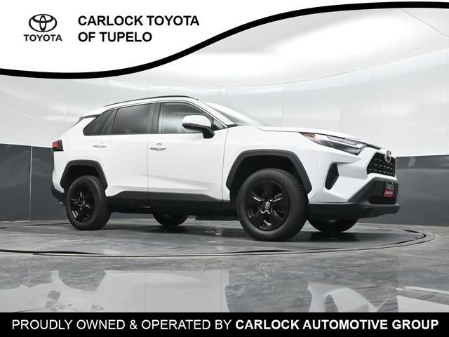 Used 2024 Toyota RAV4 XLE FWD image 44