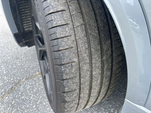 Used 2025 Audi RS Q8 performance image 35