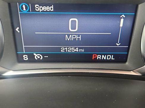 Used 2024 Chevrolet Equinox LT FWD image 16