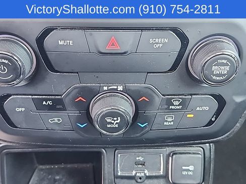 Used 2018 Jeep Renegade Altitude w/ Popular Equipment Group FWD image 6