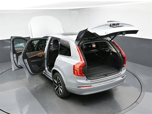 Used 2024 Volvo XC90 B6 Plus w/ Protection Package Premier image 51