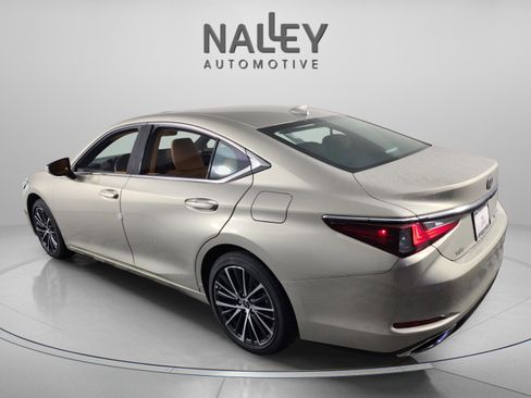 New 2025 Lexus ES 350 w/ Premium Package image 3