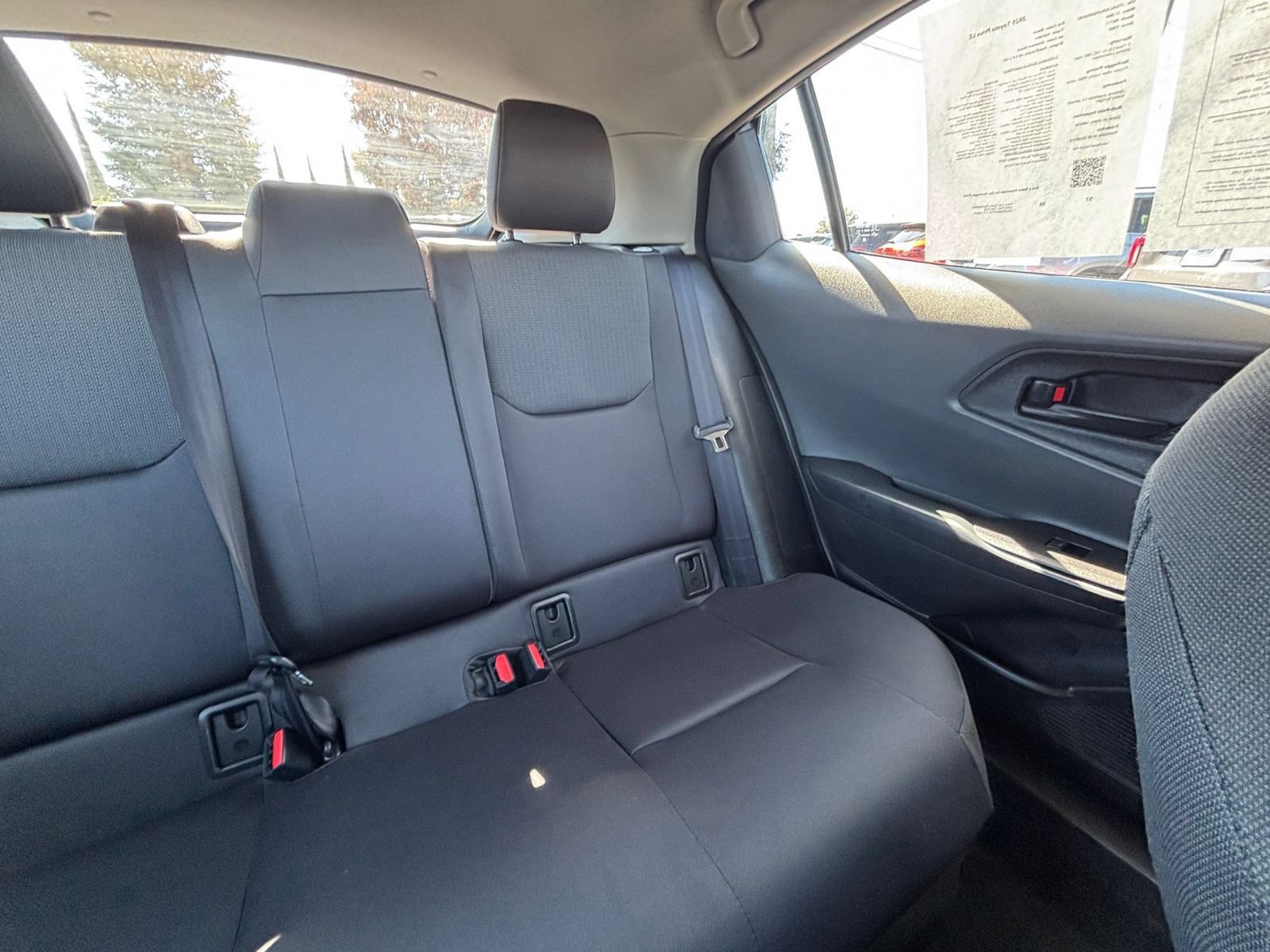 Used 2025 Toyota Prius LE FWD image 35