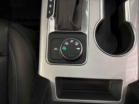 Used 2023 Chevrolet Blazer LT AWD/4WD image 29