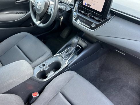 Used 2024 Toyota Corolla LE FWD image 18