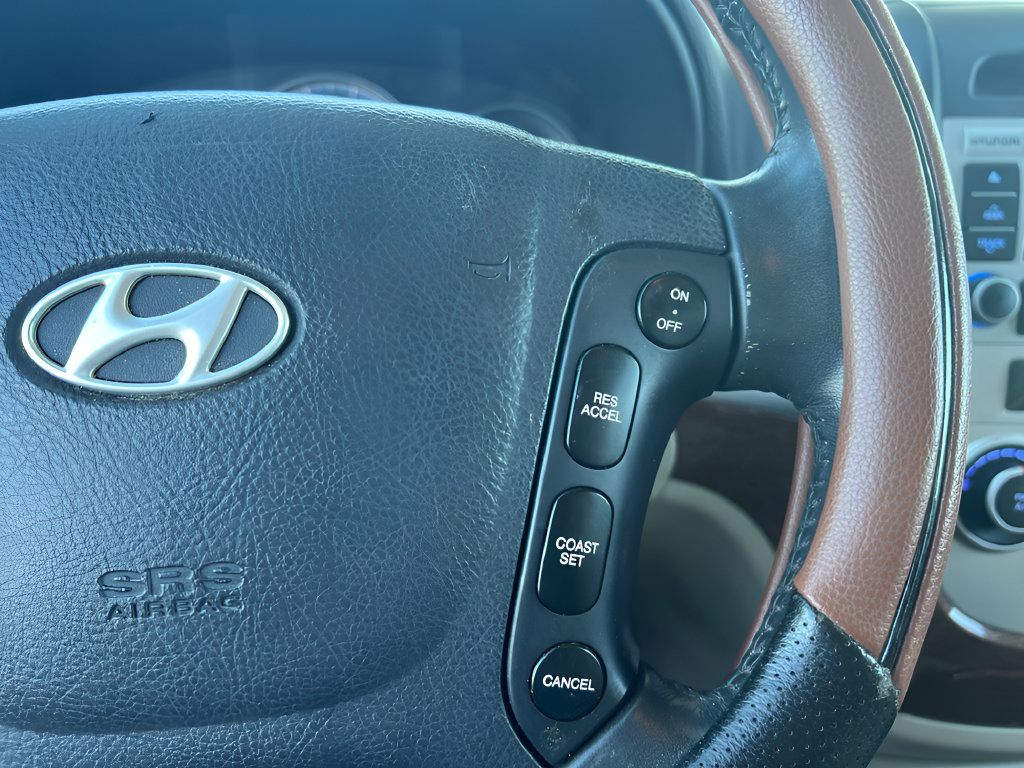 Used 2008 Hyundai Santa Fe AWD image 22