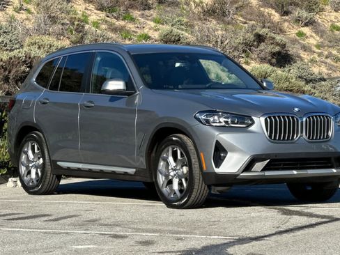 Certified 2023 BMW X3 xDrive30i w/ Premium Package image 6