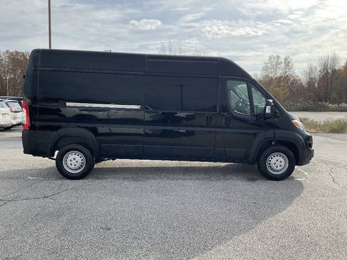 New 2026 RAM ProMaster 2500 image 4