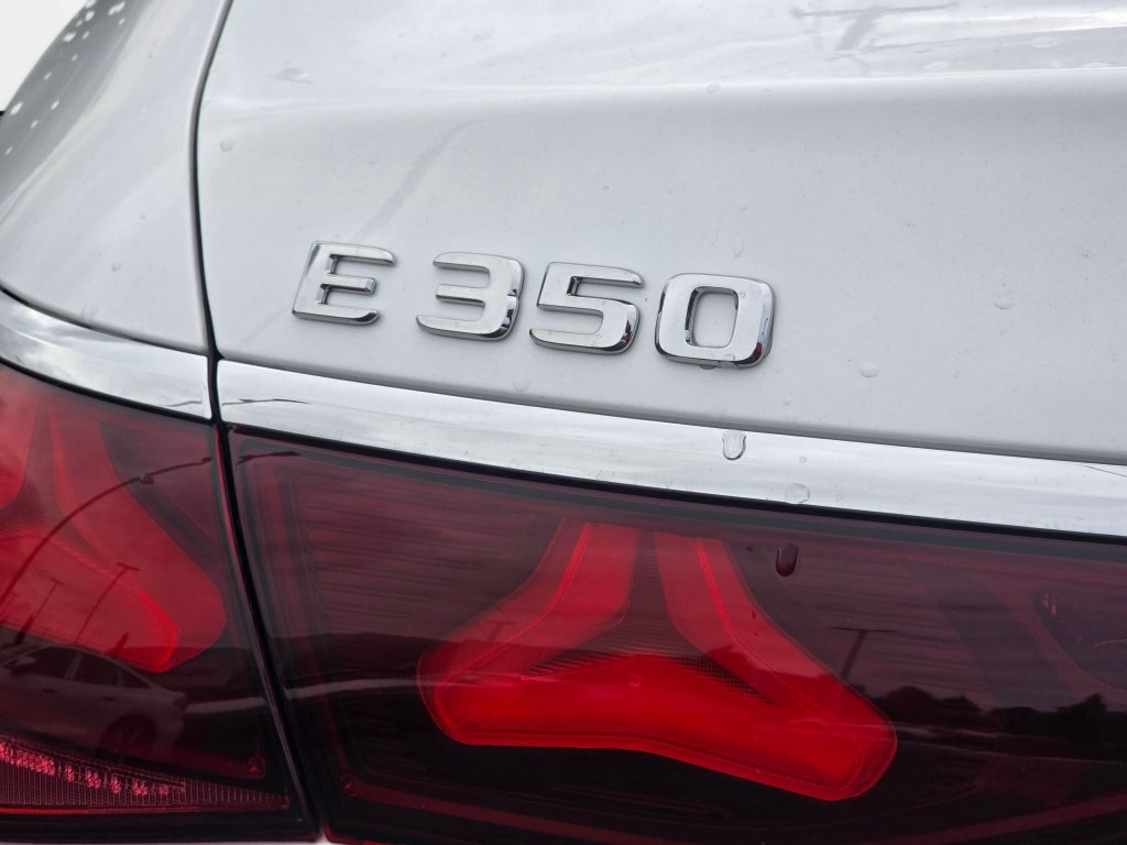 New 2027 Mercedes-Benz E 350 4MATIC Sedan image 31