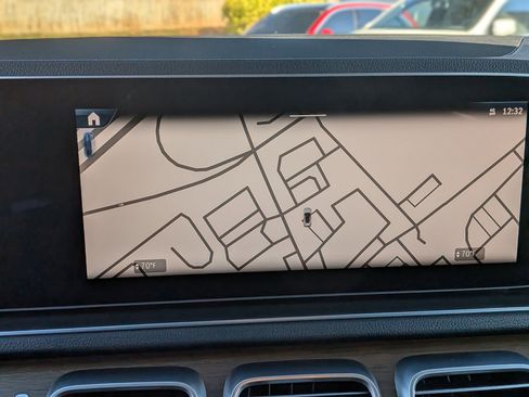 Certified 2025 Mercedes-Benz GLE 580 4MATIC image 21