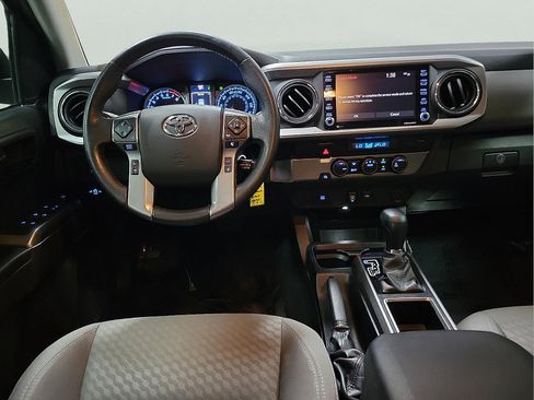 Certified 2022 Toyota Tacoma SR5 image 10
