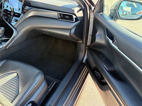 Used 2023 Toyota Camry SE image 25