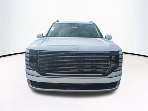 New 2026 Hyundai Palisade Calligraphy FWD image 3