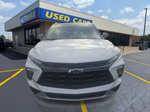 Used 2024 Chevrolet Blazer LT w/ Midnight/Sport Edition AWD/4WD image 3