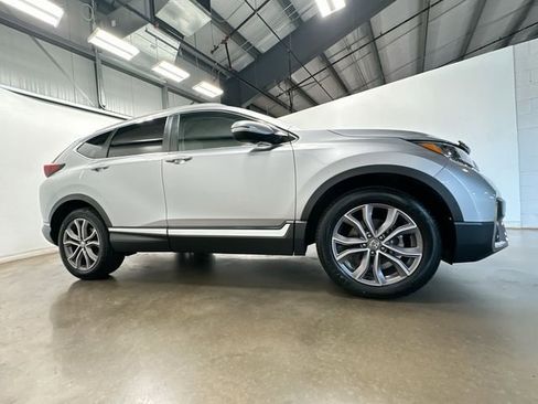 Used 2022 Honda CR-V Touring image 3