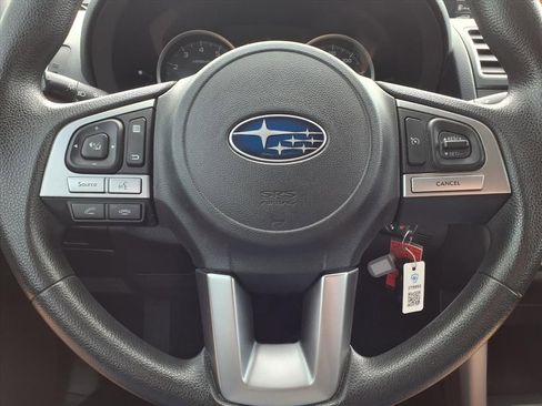 Used 2017 Subaru Forester 2.5i w/ Alloy Wheel Package image 16