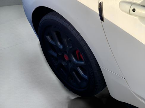 Used 2017 FIAT 124 Spider Abarth image 31