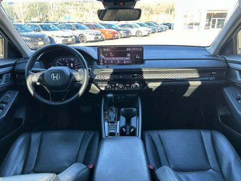 Used 2023 Honda Accord EX-L image 11