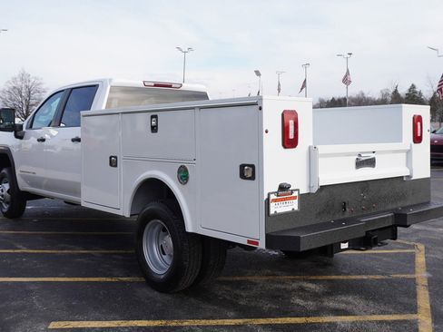 New 2025 GMC Sierra 3500 Pro w/ Convenience Package image 5