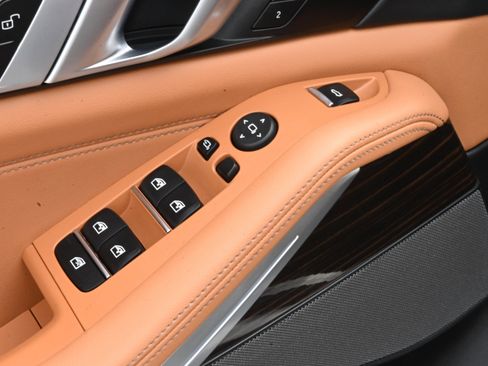 Certified 2025 BMW X5 xDrive40i w/ Premium Package image 27