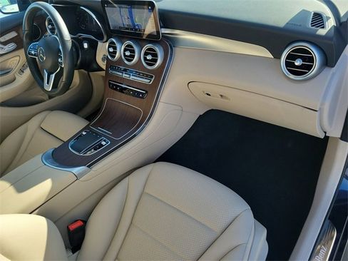 Used 2022 Mercedes-Benz GLC 300 4MATIC w/ Driver Assistance Package image 20