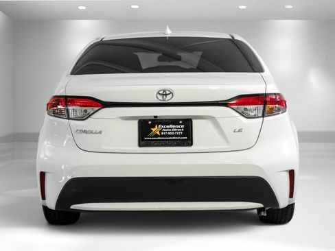 Used 2020 Toyota Corolla LE FWD image 9