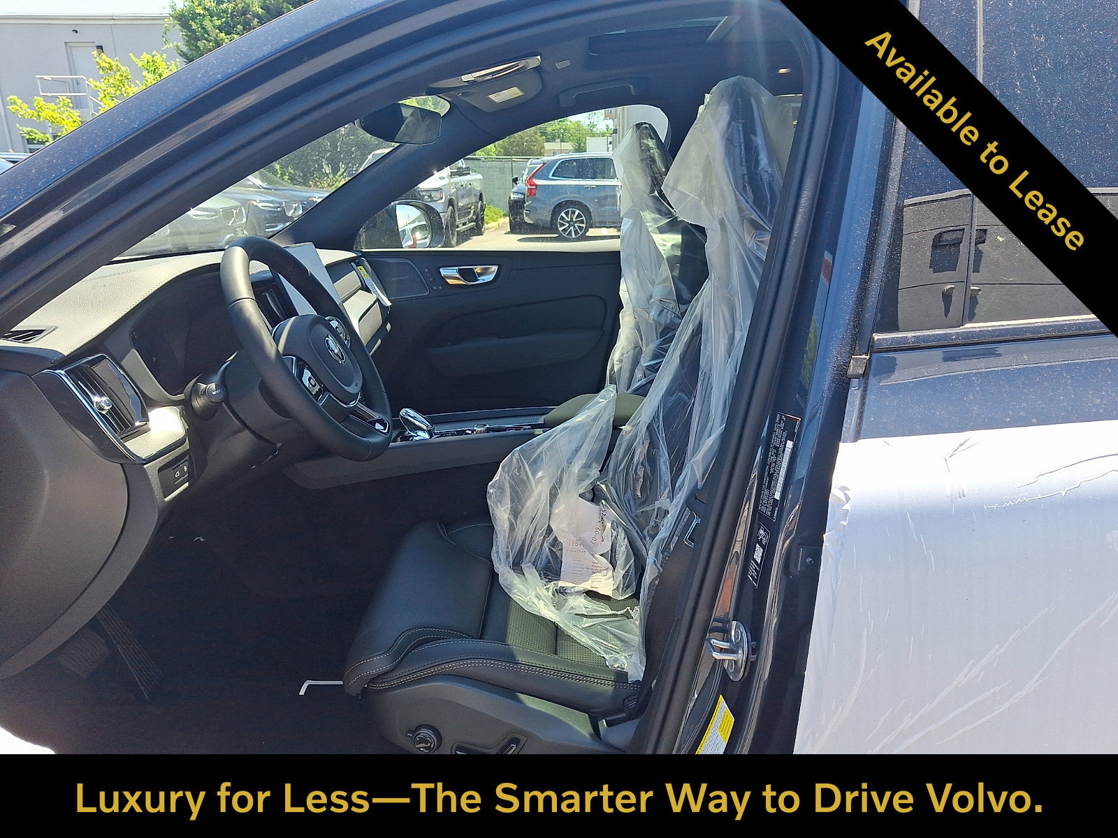 Used 2026 Volvo XC40 B5 Core w/ Protection Package Premier AWD/4WD image 9