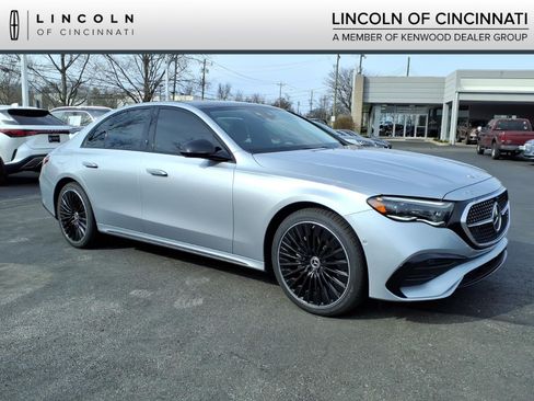 Used 2024 Mercedes-Benz E 350 4MATIC Sedan image 1