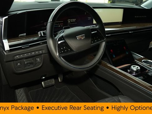 Used 2026 Cadillac Escalade Platinum Sport AWD/4WD image 2