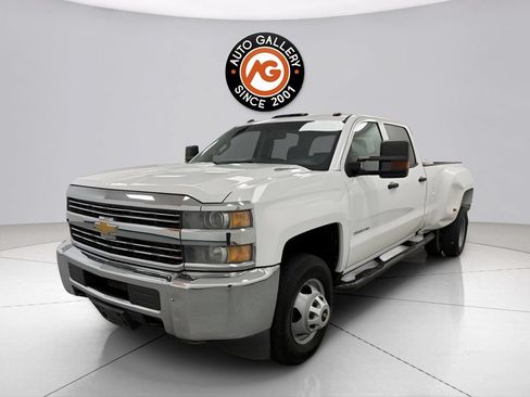 Used 2016 Chevrolet Silverado 3500 W/T w/ WT Convenience Package RWD image 3