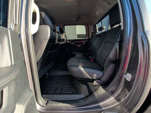 Certified 2017 RAM 1500 Laramie w/ Convenience Group image 13