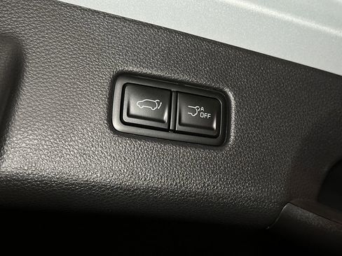 New 2026 Kia Carnival EX image 7