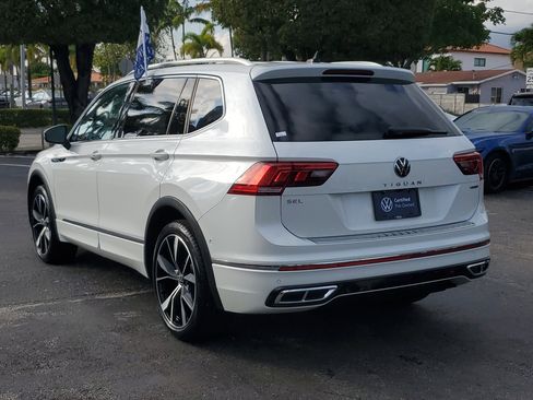 Certified 2022 Volkswagen Tiguan SEL R-Line image 3