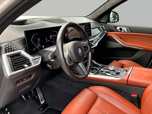 Used 2025 BMW X7 xDrive40i w/ Executive Package AWD/4WD image 17