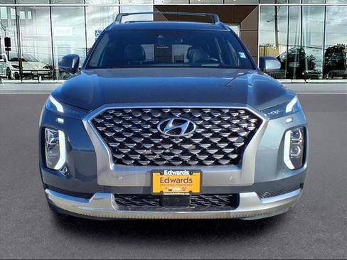 Used 2022 Hyundai Palisade Calligraphy w/ Winter Package image 11