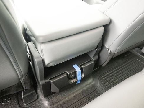 New 2026 Ford F550 2WD SuperCab Super Duty image 20
