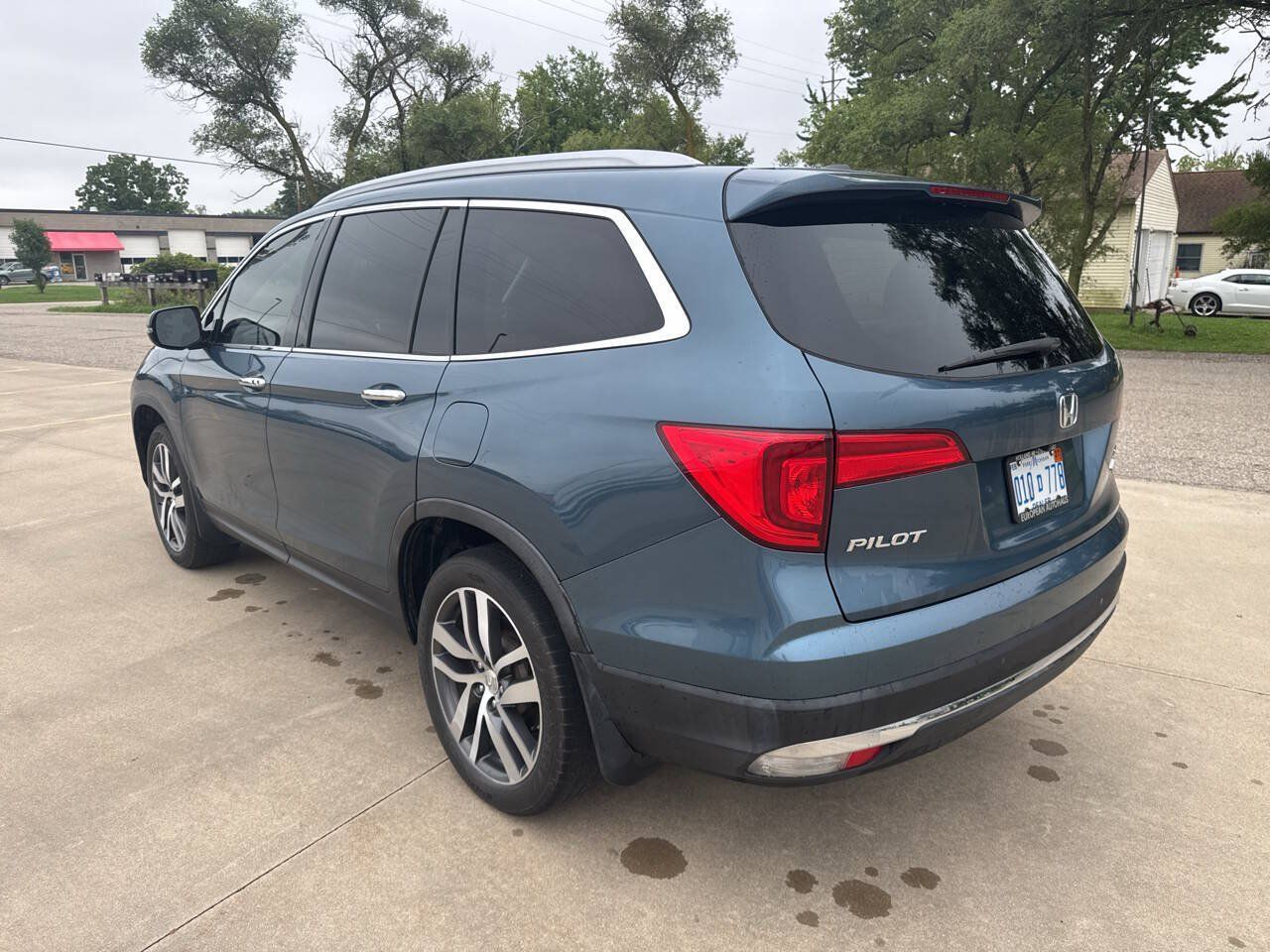 Used 2016 Honda Pilot Touring image 19