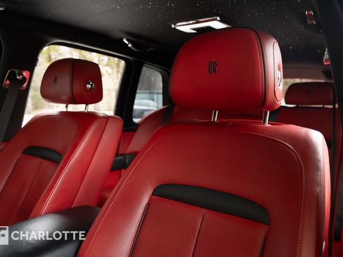 Used 2022 Rolls-Royce Cullinan image 21