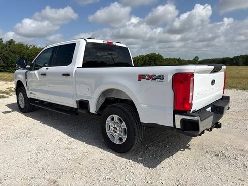 New 2026 Ford F250 XLT w/ FX4 Off-Road Package AWD/4WD image 6