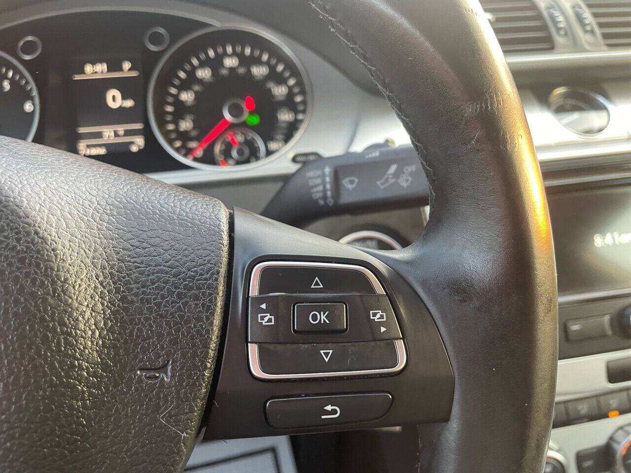 Used 2014 Volkswagen CC Sport FWD image 25