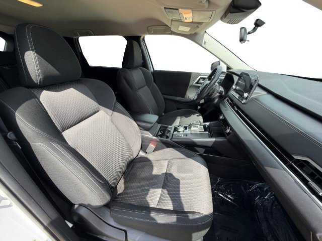 Used 2022 Mitsubishi Outlander ES FWD image 16