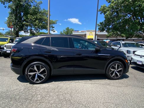 Certified 2023 Volkswagen ID.4 Pro S AWD/4WD image 2