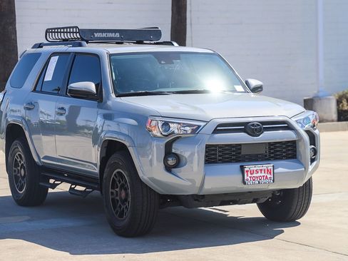Certified 2021 Toyota 4Runner Trail Special Edition AWD/4WD image 3