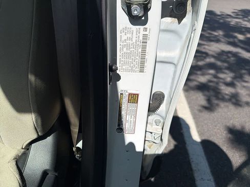 Used 2020 Honda CR-V LX image 14