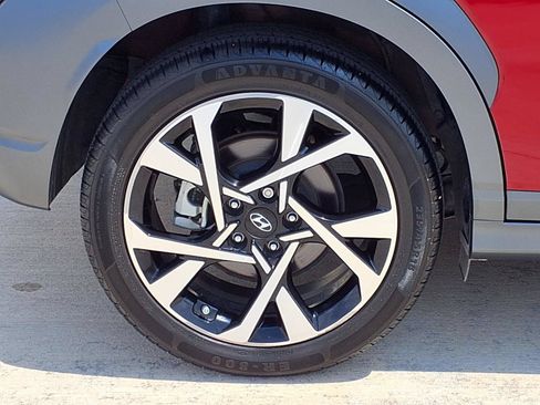 Used 2023 Hyundai Kona Limited w/ Cargo Package AWD/4WD image 27